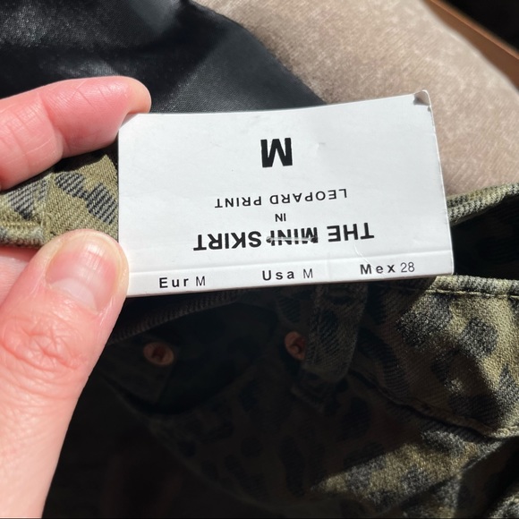 NWT Zara Leopard Print Mini Skirt Green M - Picture 14 of 15